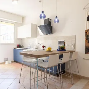  Apartment Italian Experience-my